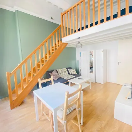 Coeur De Ville, Moderne Avec Mezzanine Apartment