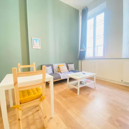 Apartment Coeur De Ville, Moderne Avec Mezzanine