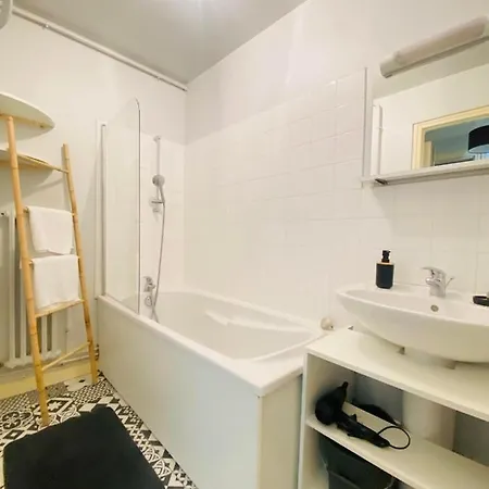 Daire Coeur De Ville, Moderne Avec Mezzanine