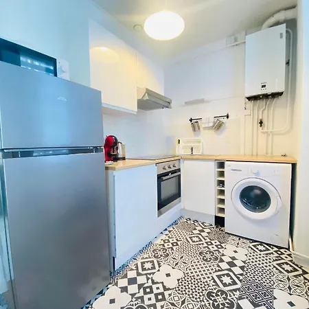 Daire Coeur De Ville, Moderne Avec Mezzanine